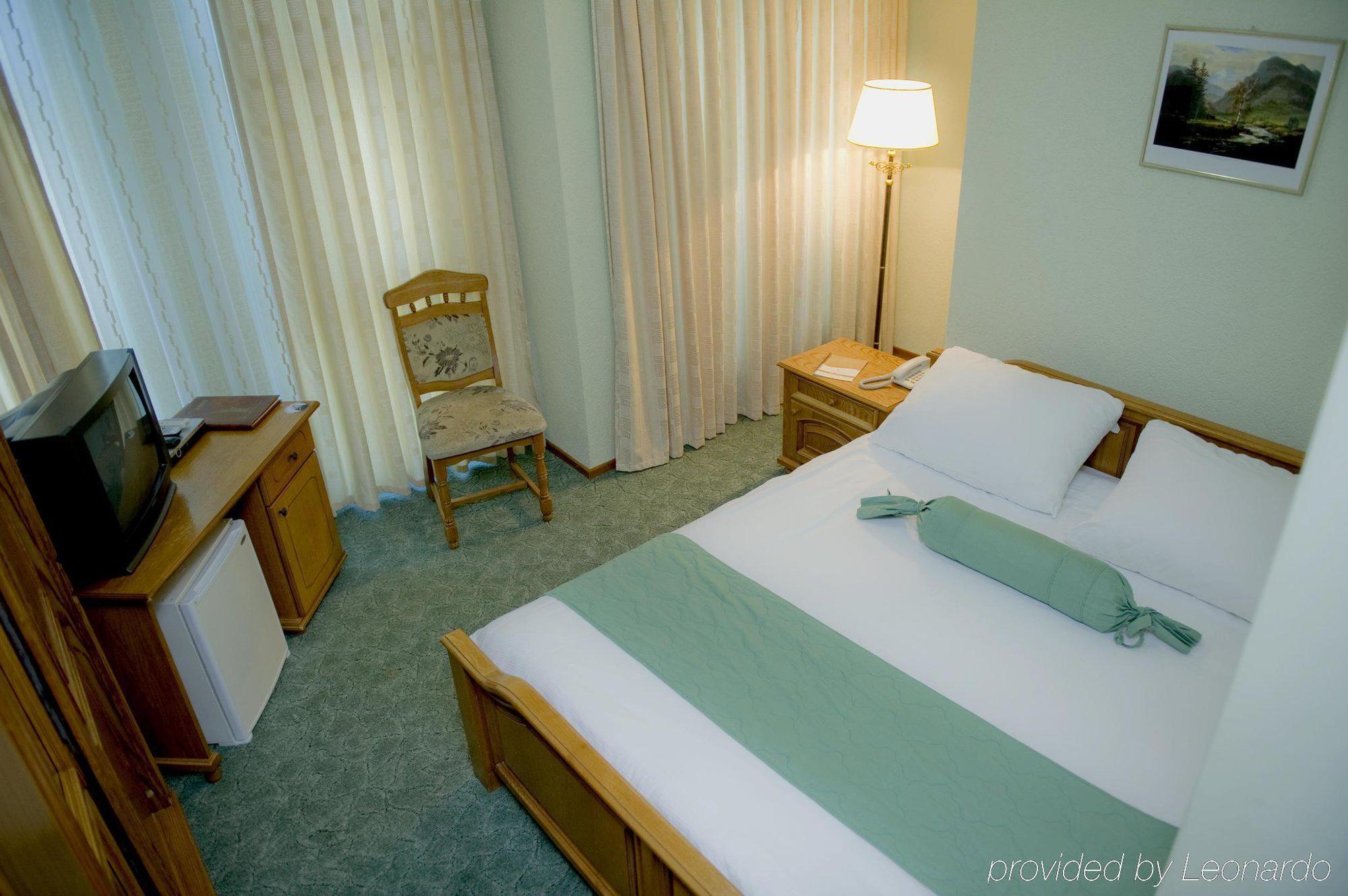 פרישטינה Hotel Victory מראה חיצוני תמונה